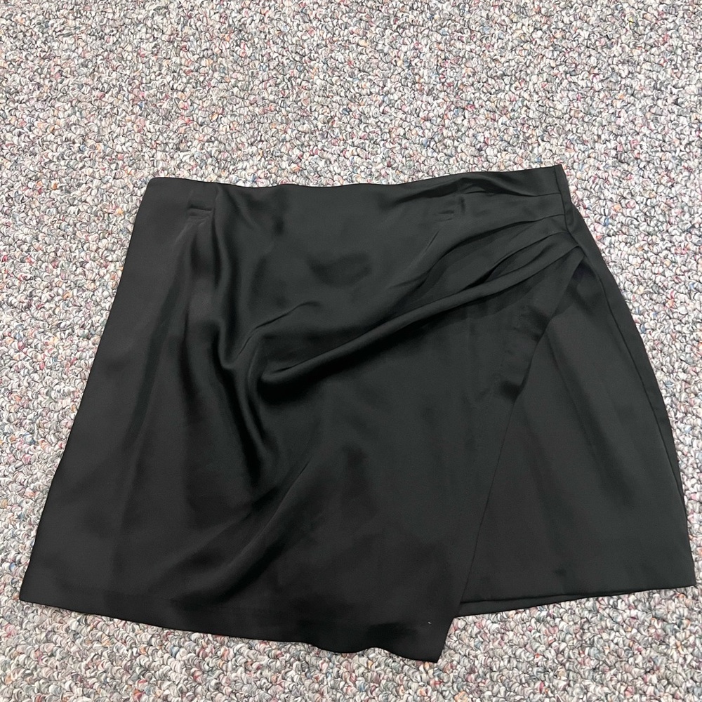 Abercrombie & Fitch Black Satin Draped Skort